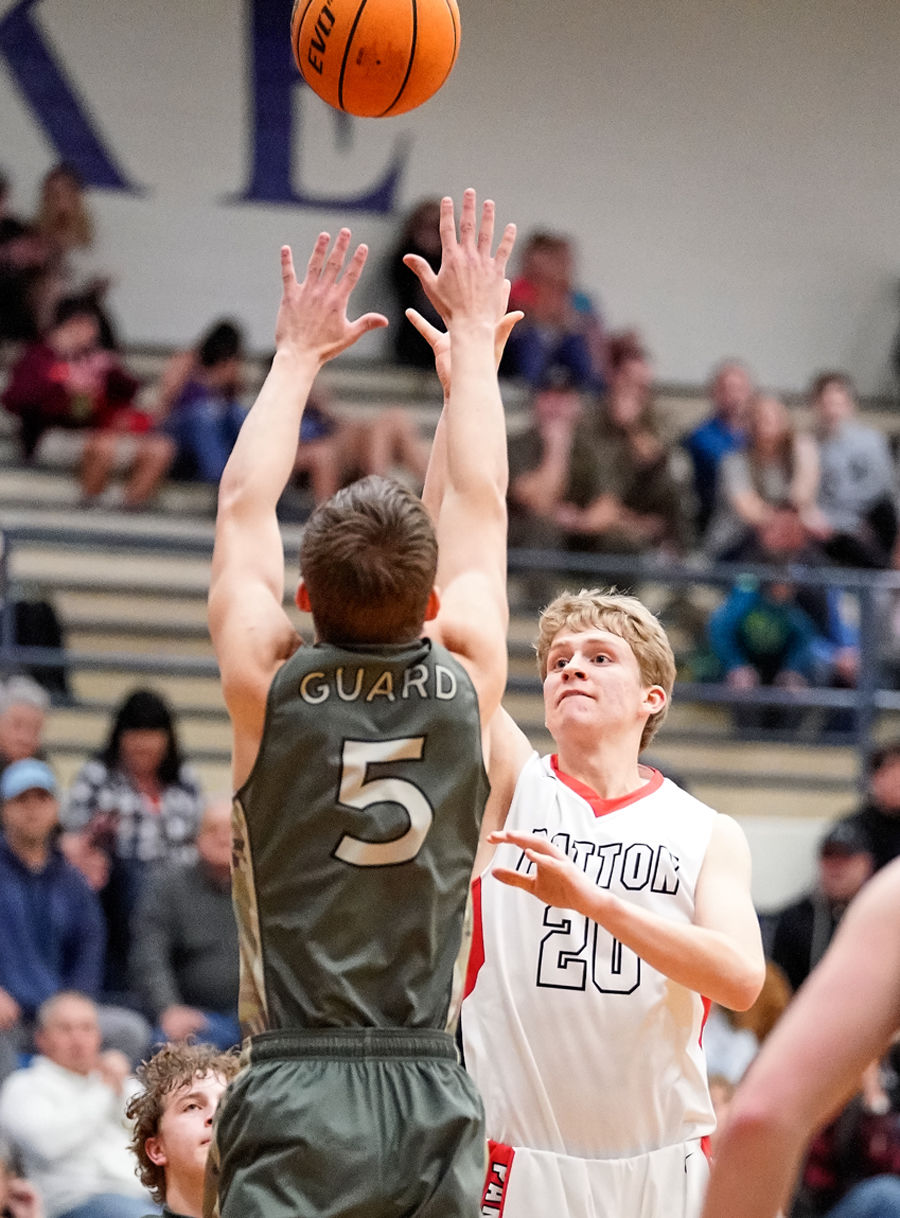 spl0209 Patton-EB basketball 2.jpg